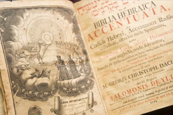 Biblia Hebraica Accentuata published in 1729 at Old Tampa Book Company. 