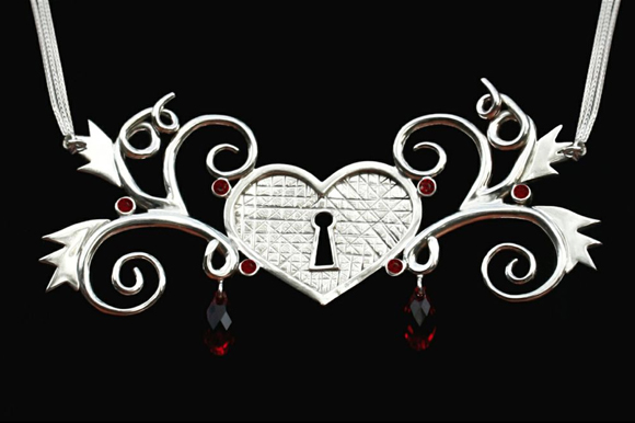 Jewelry by: Nicole Shannon  Photo by: NS Digital