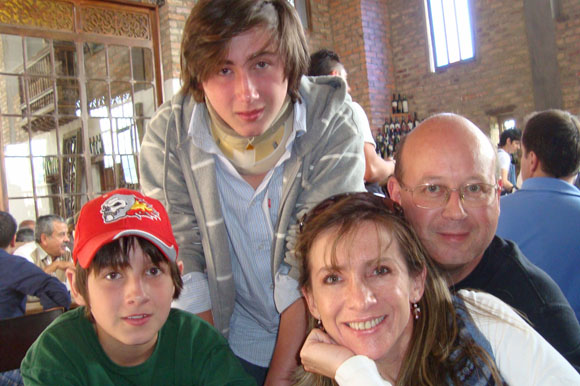 Edgardo Dangond and wife Adriana, with sons Felipe ( at  left)  and  Nicolas in Colombia, 2009.