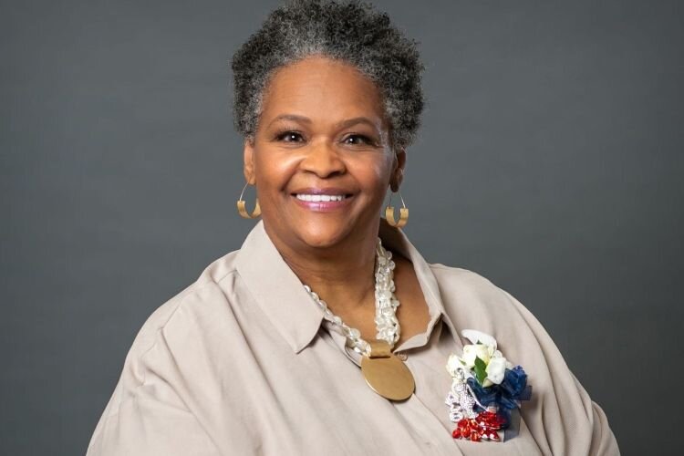 Tampa City Council member Gwendolyn Henderson, owner of Black English Bookstore, community activist, and retired school teacher, died on Monday, June 9th at age 60.