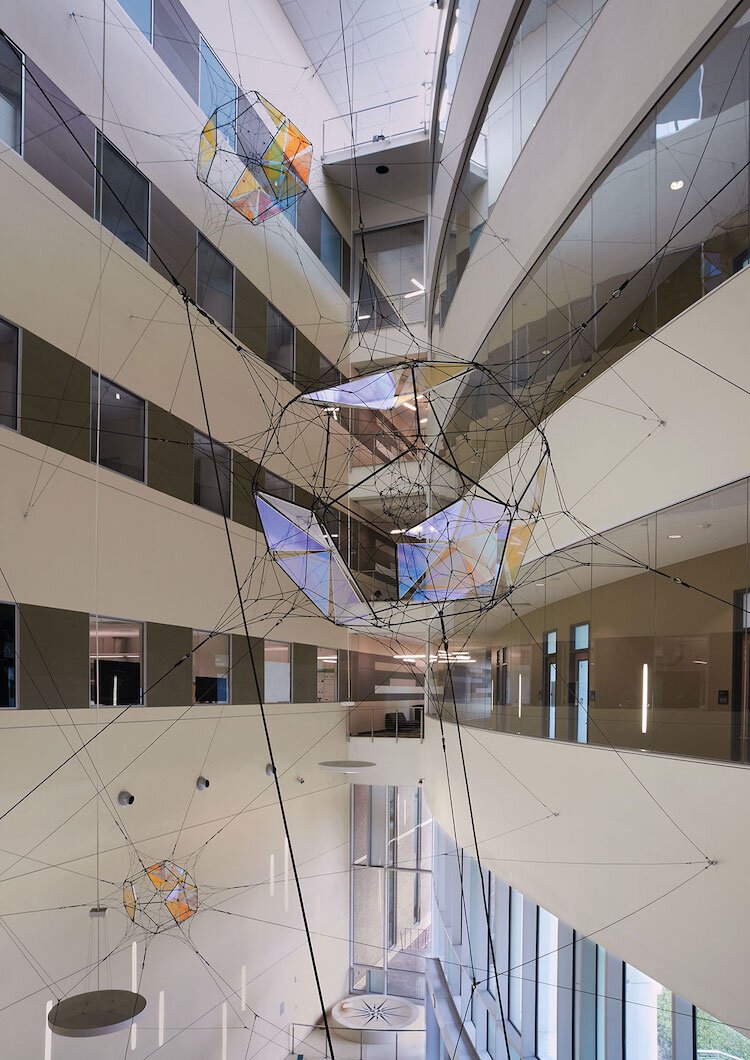 Tomás Saraceno, Caelum Dust, 2016. Interdisciplinary Sciences (ISA), University of South Florida.