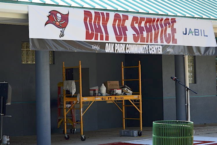 Jabil and the Tampa Bay Bucs team up for the third consecutive year to fix up local community centers.