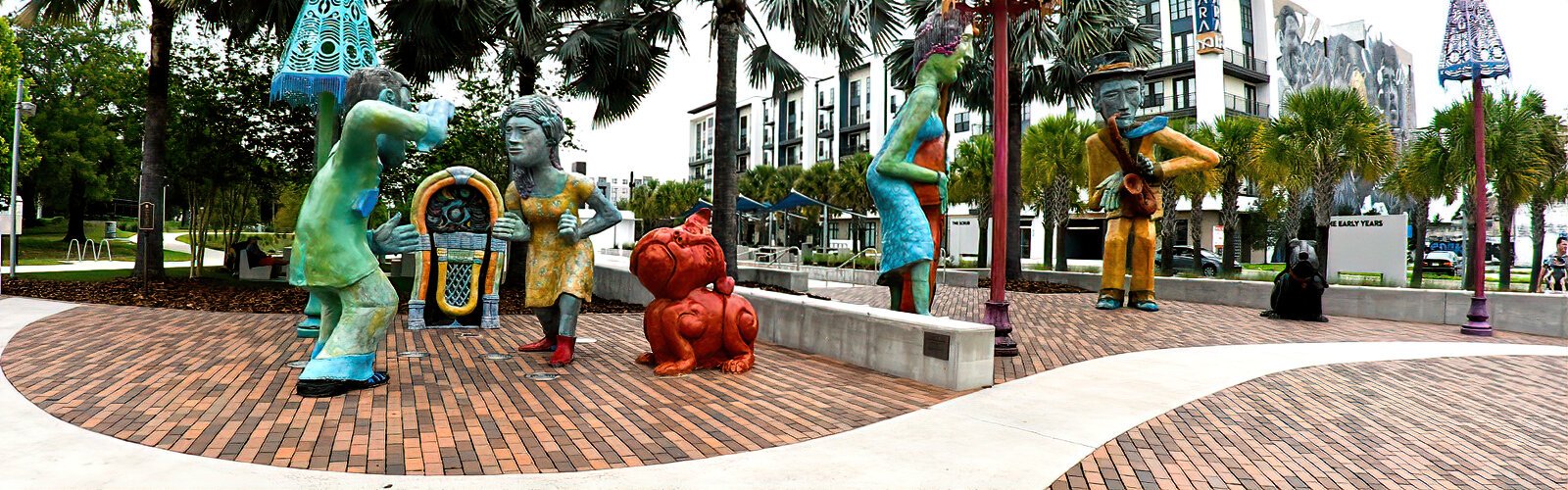  Welcoming visitors to Perry Harvey, Sr. Park, James Simon’s sculptures of musicians, dancers, and a jukebox highlight the importance of music to the culture of the historic Central Avenue Business District.