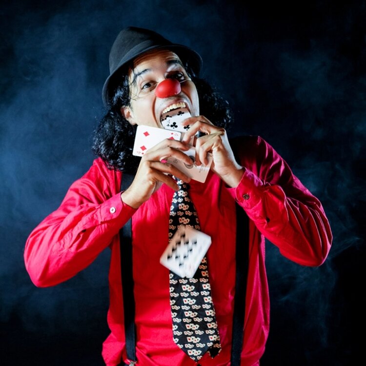 Brazil's "El Diablo of the Cards" is part of the sixth annual Tampa International Fringe Festival's eclectic lineup.