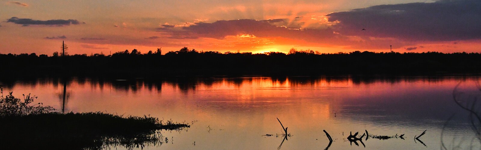  The sun sets gloriously on the Banana Creek marsh system, restored after Polk County and the Southwest Florida Water Management District acquired Circle B Bar Reserve in 2000.