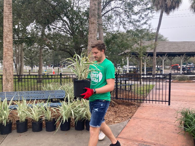 Tampa's Green Team spent last Friday morning planting and laying mulch at Ballast Point Park in south Tampa.