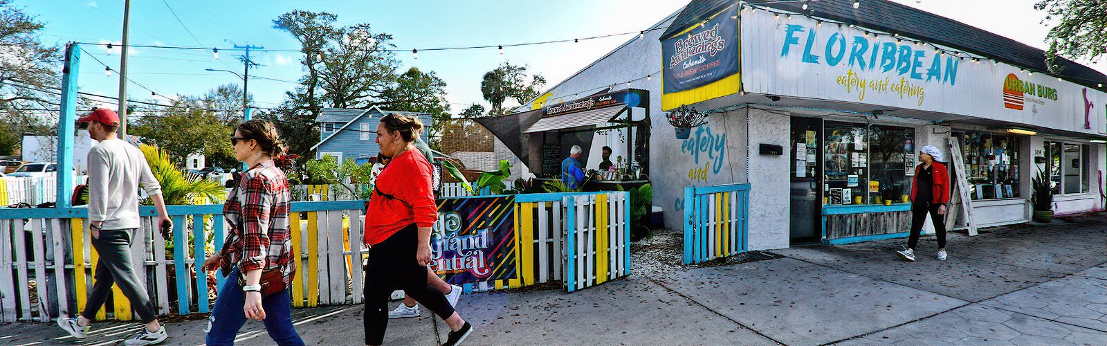 The Floribbean  in Grand Central District is a Caribbean fusion style cuisine restaurant focusing on fresh and locally sourced ingredients served in bowls. 