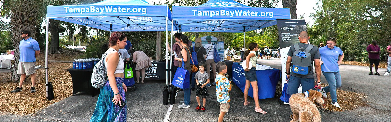 Giving away water bottles and shower timers, Tampa Bay Water encourages visitors to protect our drinking water sources and be “water wise” in our utilization of water to save and conserve it.