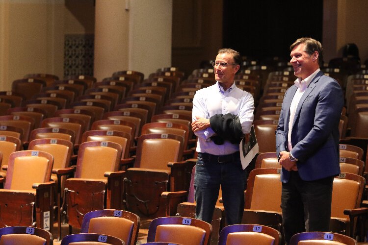 Miles Williams, volunteer chief operating officer of the Smith & Associates Foundation, and Mike Lally before Social Venture Partners' 2022 Fast Pitch competition.