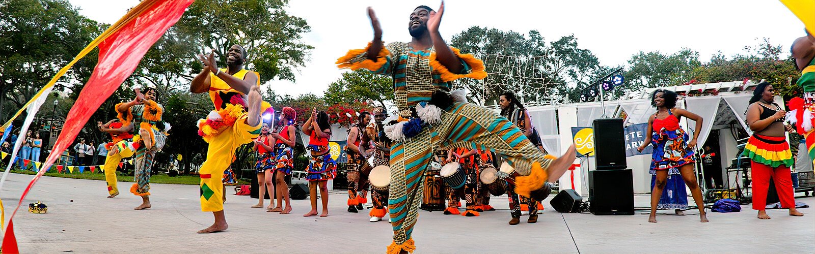 The Dundu Dole Urban African Ballet is a First Night St. Petersburg favorite and their high energy and colorful costumes did not disappoint.