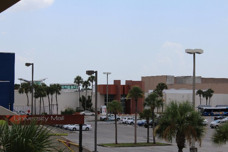 University Mall in 2015, before its multiphase transformation into Rithm.