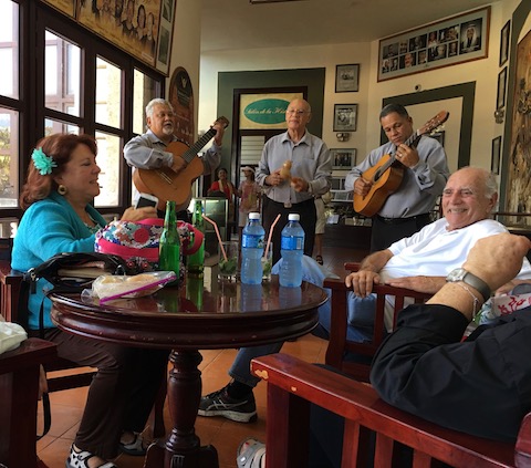 Musicians entertaining at Hotel Nacional
