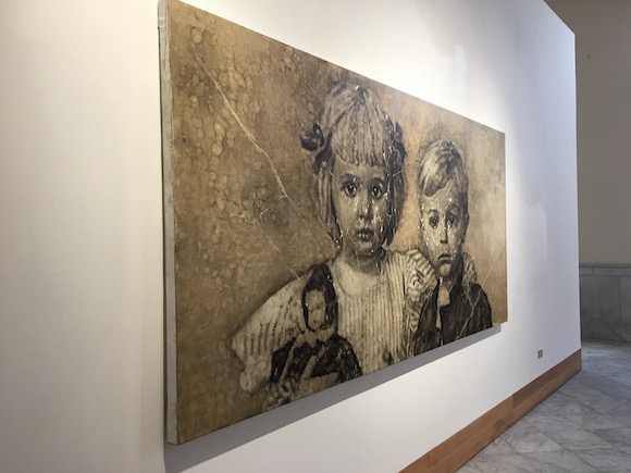 Children portrayed at Galeria de Arte in Havana